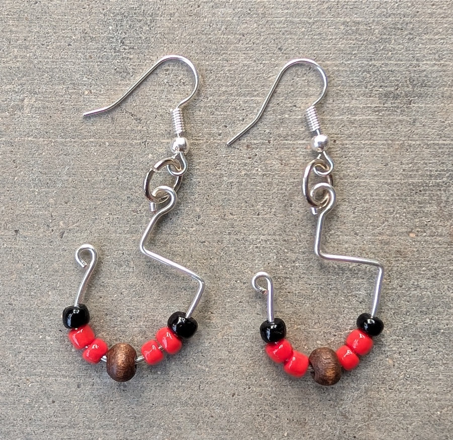 red arm hooks